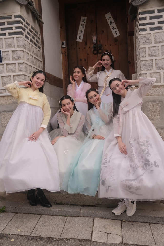 Tiểu Vy "hóa gái Hàn" khoe visual xinh ngây ngất, Thùy Tiên có lép vế khi đứng cạnh?- Ảnh 5.