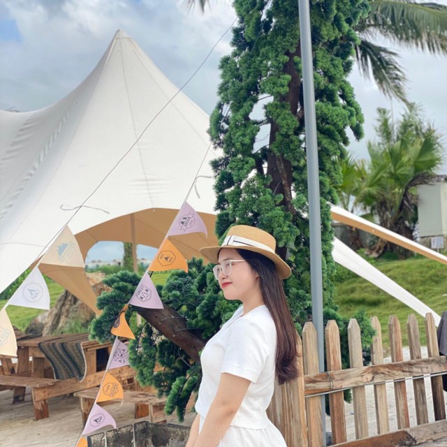 Lộ diện 3 sinh viên học "đỉnh" nhất FTU trong lễ Tốt nghiệp đợt 1: GPA gần tuyệt đối, thành tích dài tít tắp- Ảnh 3. Lộ diện 3 sinh viên học "đỉnh" nhất FTU trong lễ Tốt nghiệp đợt 1: GPA gần tuyệt đối, thành tích dài tít tắp- Ảnh 3.