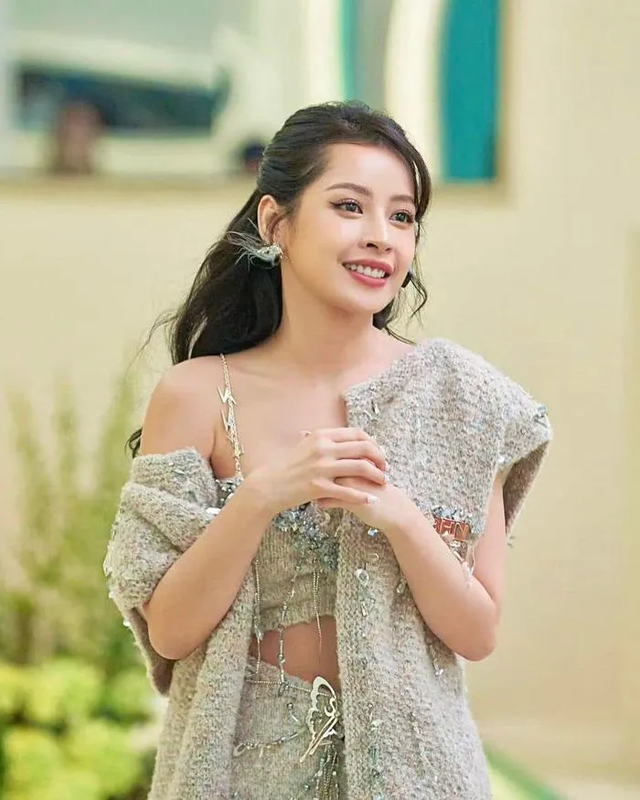 2 đại diện Việt Nam ở Đạp gió: Chi Pu xuất hiện gây xao xuyến, đến Suni Hạ Linh chỉ biết "than trời"- Ảnh 13.