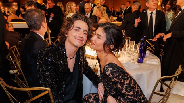 Rầm rộ tin Kylie Jenner mang thai con của Timothée Chalamet, nguồn tin thân cận lên tiếng- Ảnh 1.