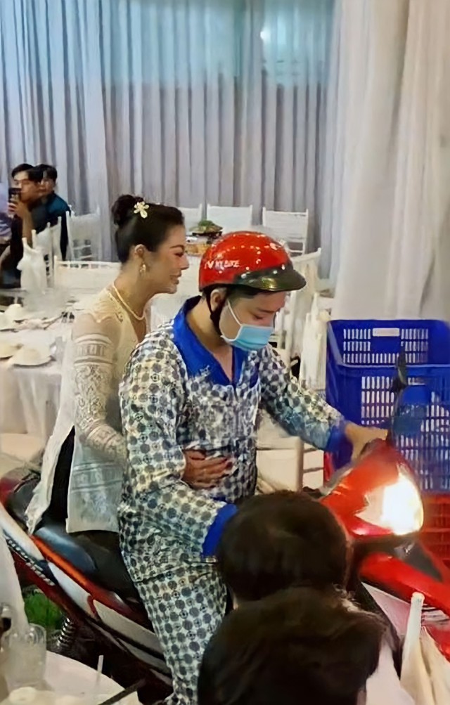 Sau liên hoàn ồn ào "ô dề" tại hôn lễ đồng nghiệp, Nam Thư không đến đám cưới TiTi: Nguyên nhân do đâu?- Ảnh 6. Sau liên hoàn ồn ào "ô dề" tại hôn lễ đồng nghiệp, Nam Thư không đến đám cưới TiTi: Nguyên nhân do đâu?- Ảnh 6.