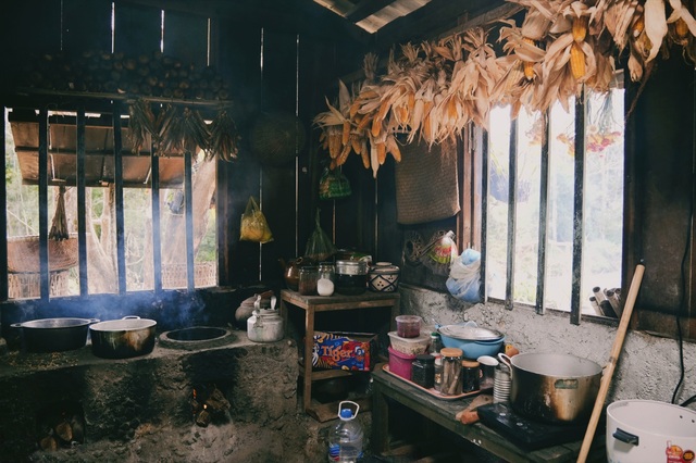 Review "Lật mặt 7: Một điều ước": Lý Hải chọn diễn viên đỉnh, điểm trừ đáng tiếc nằm ở kịch bản- Ảnh 8. Review "Lật mặt 7: Một điều ước": Lý Hải chọn diễn viên đỉnh, điểm trừ đáng tiếc nằm ở kịch bản- Ảnh 8.