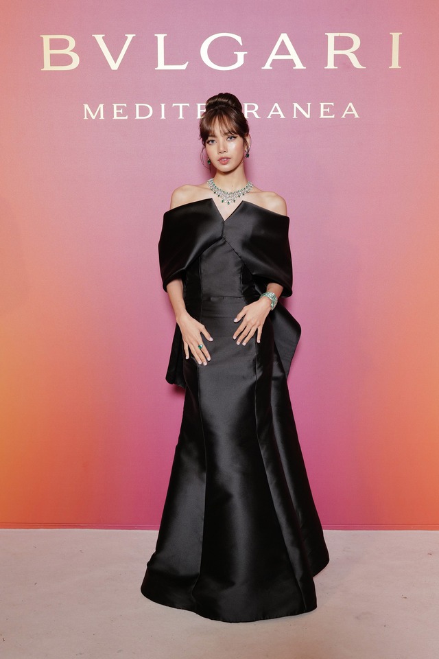 Dàn sao tề tựu tại Met Gala 2024: Taylor Swift sánh đôi bạn trai, Lisa có màn ra mắt "Oscar thời trang"?- Ảnh 2.