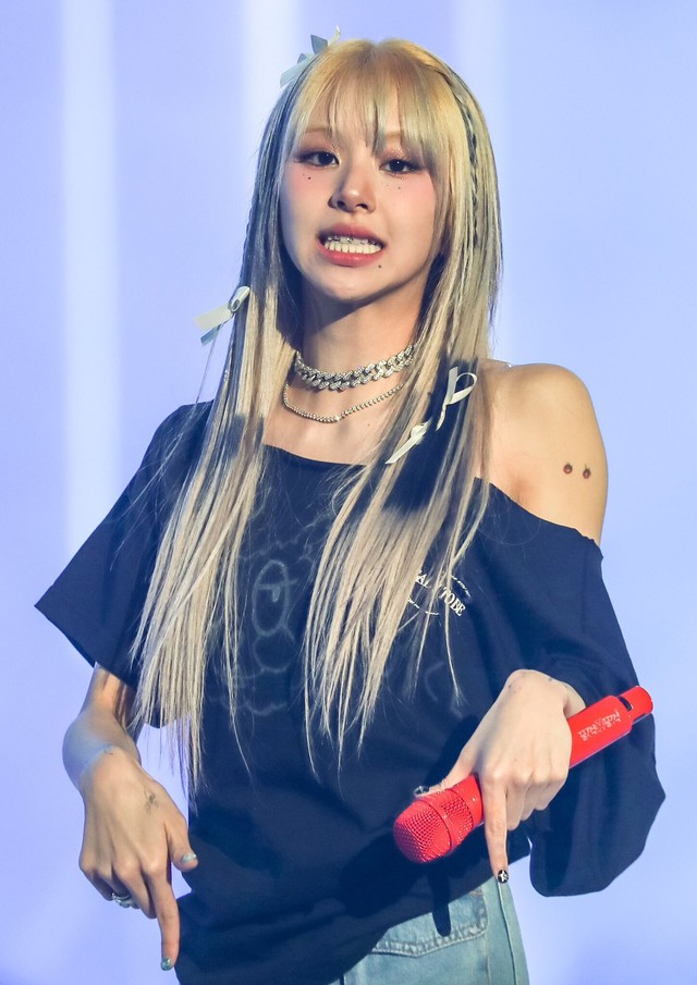 Cặp đôi mới của Kpop: Nàng là em út ngổ ngáo của TWICE, chàng là “quái vật nhạc số" từng collab với Wren Evans!- Ảnh 1. Cặp đôi mới của Kpop: Nàng là em út ngổ ngáo của TWICE, chàng là “quái vật nhạc số" từng collab với Wren Evans!- Ảnh 1.