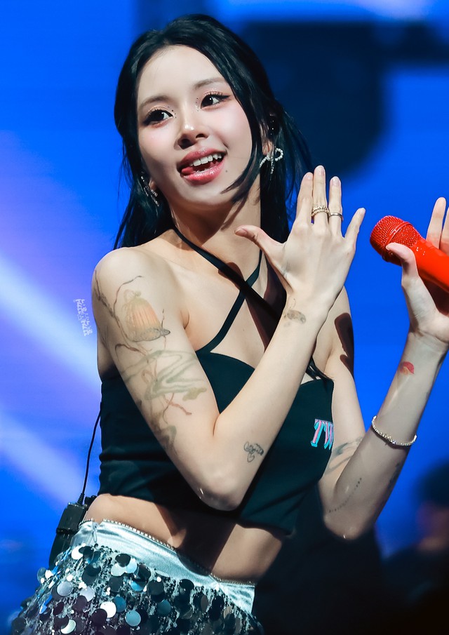 Cặp đôi mới của Kpop: Nàng là em út ngổ ngáo của TWICE, chàng là “quái vật nhạc số" từng collab với Wren Evans!- Ảnh 5. Cặp đôi mới của Kpop: Nàng là em út ngổ ngáo của TWICE, chàng là “quái vật nhạc số" từng collab với Wren Evans!- Ảnh 5.