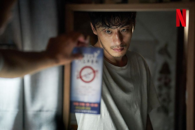 Parasyte: The Grey - Thảm họa ký sinh trùng chỉ là cái cớ để bàn chuyện đạo lý con người- Ảnh 3.