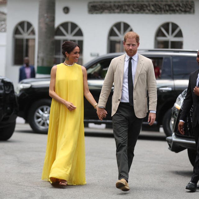 Stunned by the amount of money Meghan spent on the outfits and accessories she wore in just 72 hours in Nigeria - Photo 5.