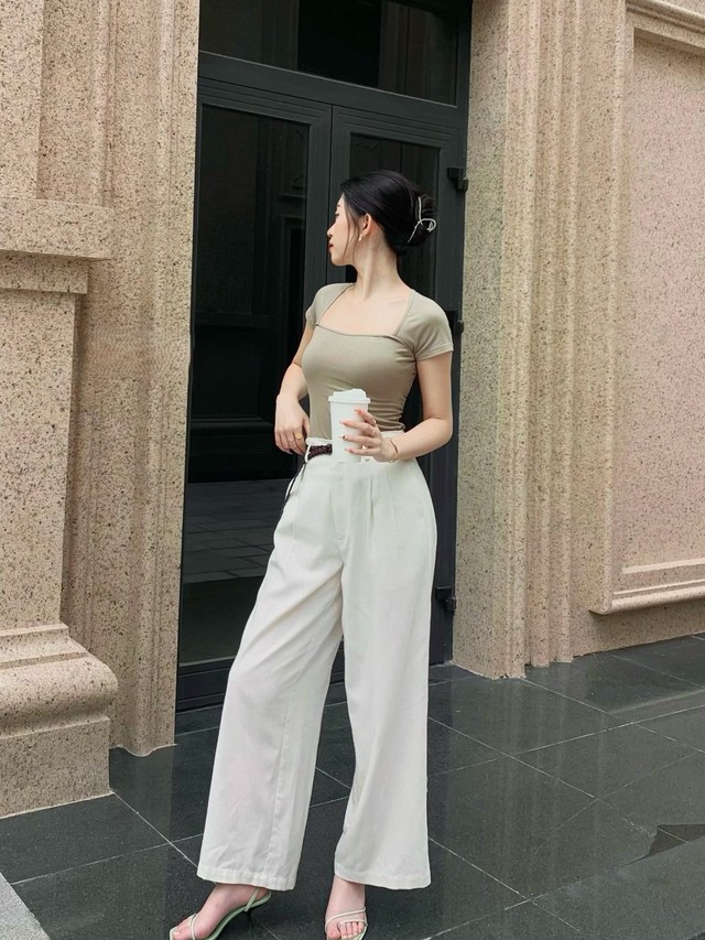 Nữ hoàng Kim Ji Won gây bão ở sân bay: Visual 10 điểm, style từ đầu đến chân đều dễ dàng "copy"- Ảnh 10.