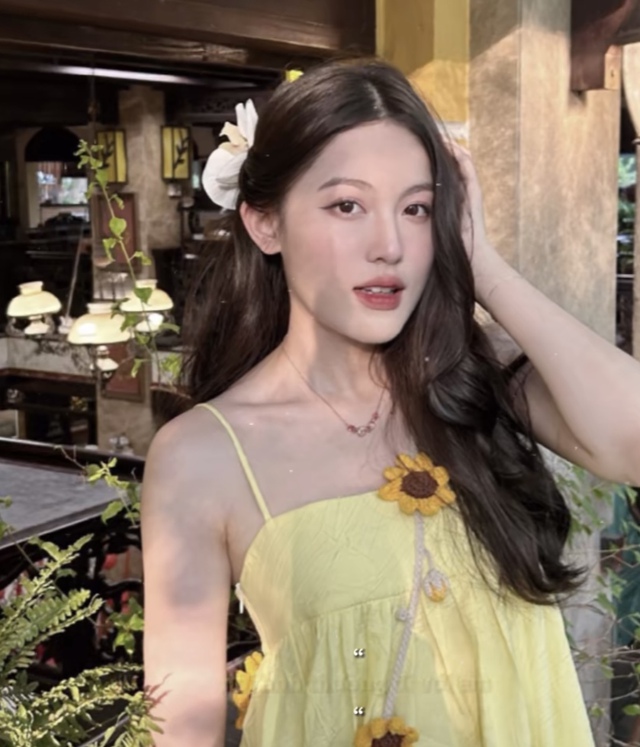 Bạn gái hot girl 2k3 nghi để lộ mật mã tình yêu với HIEUTHUHAI- Ảnh 11.