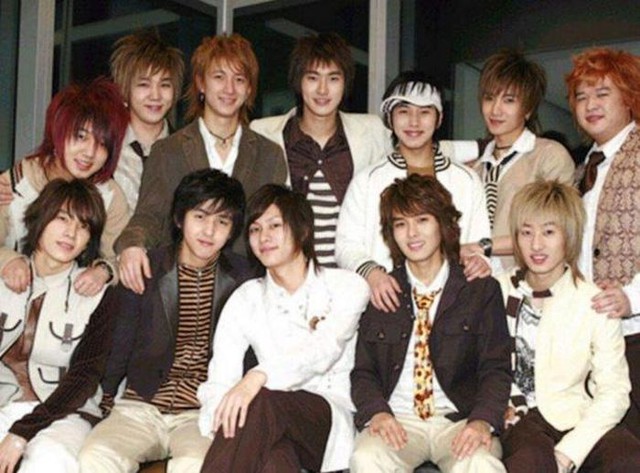 Super Junior - Nhóm nhạc "huyền thoại" dính đầy thị phi, 1 thành viên dằn vặt 15 năm vẫn không được tha thứ!- Ảnh 1.