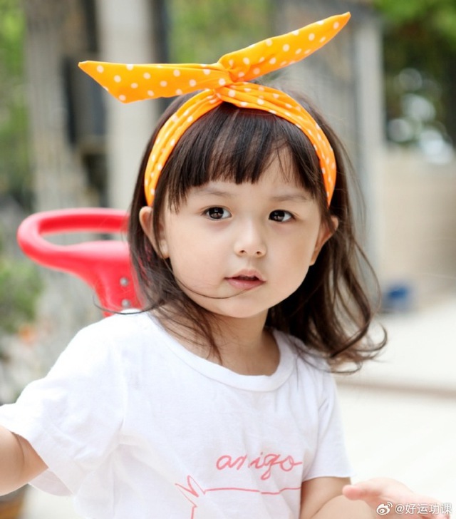 Tuổi 15 của "Nữ thần trẻ tuổi nhất lịch sử Cbiz": Cao hơn 1m60, hứa hẹn là mỹ nhân mới của làng phim Hoa ngữ- Ảnh 1.