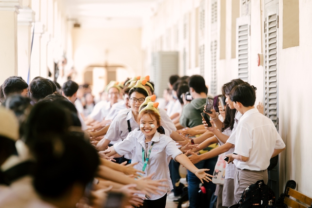 Ngôi trường chuyên đình đám nhất TP.HCM, cựu học sinh toàn cái tên sừng sỏ: Người tổ chức concert ở Singapore, người thành idol Kpop- Ảnh 9.