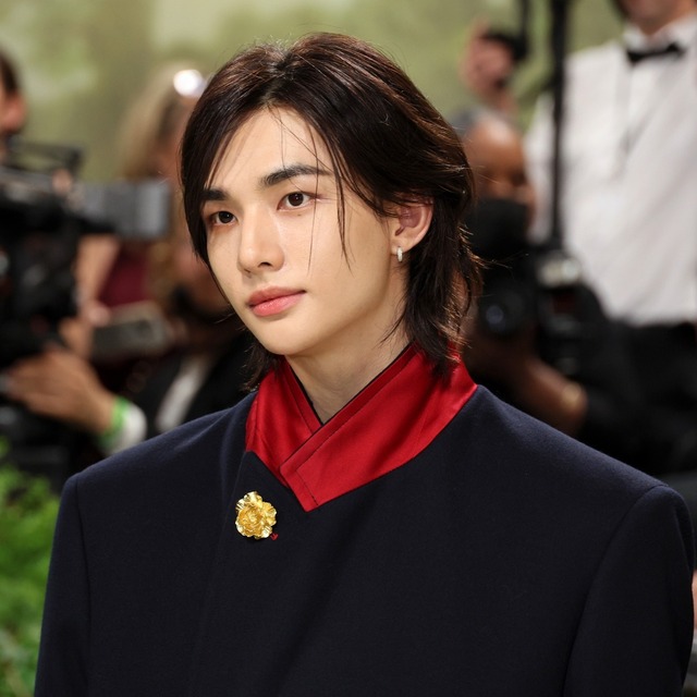 Netizen phẫn nộ: Nhóm nhạc Kpop đầu tiên dự Met Gala sở hữu thành tích đầy mình nhưng cớ sao lại bị chế nhạo!- Ảnh 8.