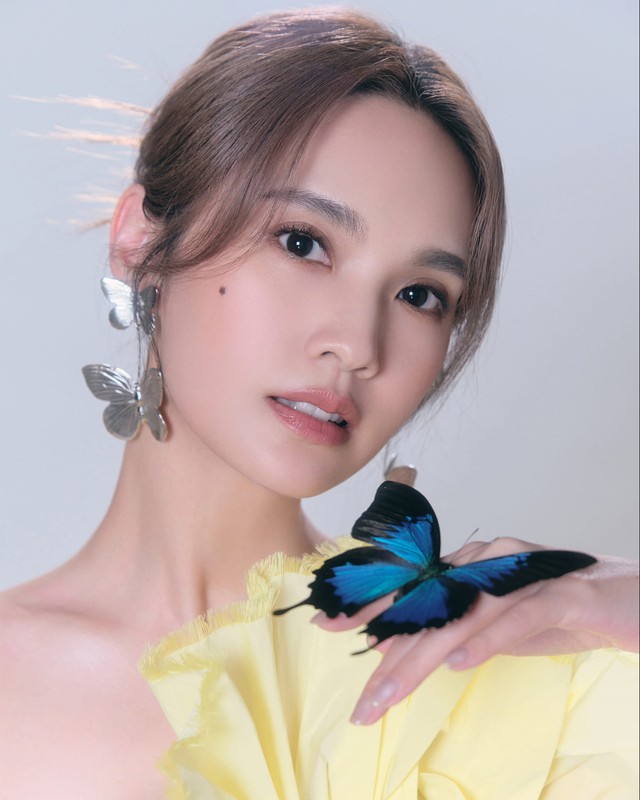 "Giáo chủ khả ái" đình đám một thời: Bị cấm sóng 7 năm vì vạ miệng, visual gây ngỡ ngàng ở tuổi 40- Ảnh 9.