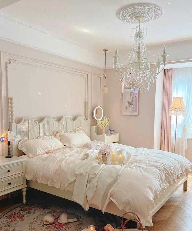 Chủ nhân "bánh bèo" và căn hộ tông hồng trắng xinh như ảnh trên Pinterest: Ai ngắm xong cũng phải "thả tim"- Ảnh 8. Chủ nhân "bánh bèo" và căn hộ tông hồng trắng xinh như ảnh trên Pinterest: Ai ngắm xong cũng phải "thả tim"- Ảnh 8.
