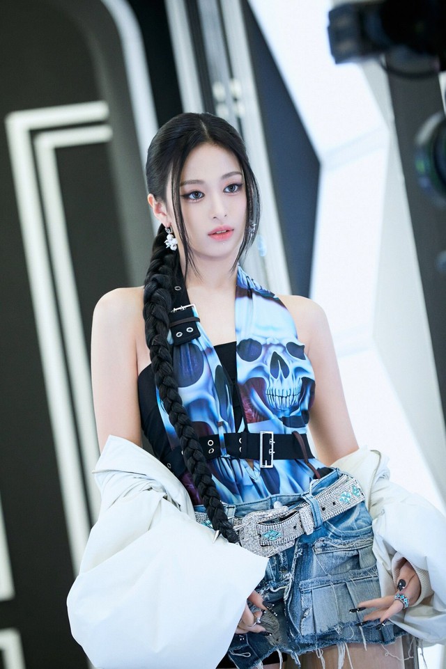 Công chúa YG thế hệ mới có “tuyệt kỹ” siêu đỉnh có thể sánh ngang với Rosé (BLACKPINK)- Ảnh 1. Công chúa YG thế hệ mới có “tuyệt kỹ” siêu đỉnh có thể sánh ngang với Rosé (BLACKPINK)- Ảnh 1.