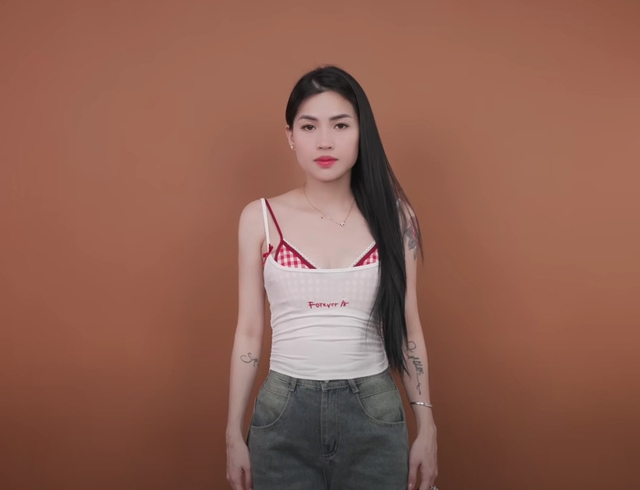 "Chiến thần" Hà Linh review mẫu áo hot TikTok: Chê tả tơi, mặc phát ngượng!- Ảnh 7.