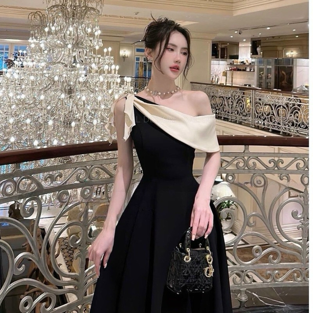 Rosé xinh đẹp quá mức quy định mỗi lần diện váy điệu- Ảnh 13. Rosé xinh đẹp quá mức quy định mỗi lần diện váy điệu- Ảnh 13.