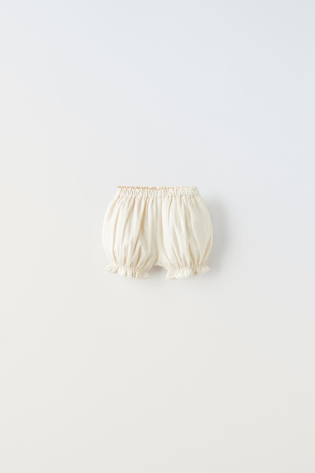 Bloomer shorts quá đỗi "hot", ngắm gái xinh từ Á sang Âu diện mà phát cuồng- Ảnh 24.