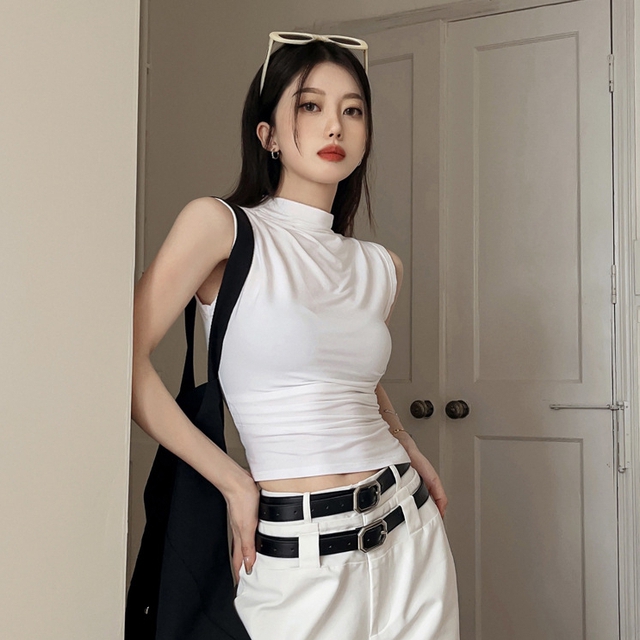 Hà Hồ lựa quần áo đơn giản mà vẫn đẹp ngút ngàn, bí kíp mặc sang cho tuổi U40 là đây!- Ảnh 13. Hà Hồ lựa quần áo đơn giản mà vẫn đẹp ngút ngàn, bí kíp mặc sang cho tuổi U40 là đây!- Ảnh 13.