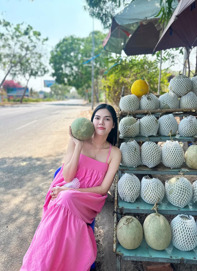 Ngọc Trinh sau khi kết hôn- Ảnh 5. Ngọc Trinh sau khi kết hôn- Ảnh 5.