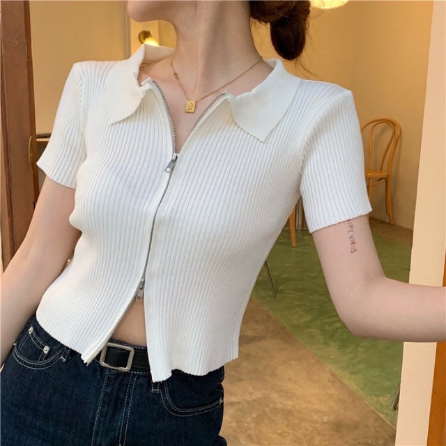 Quanh hè diện croptop, gái Hàn chỉ bạn list áo siêu xinh, phối đủ kiểu không chán- Ảnh 43. Quanh hè diện croptop, gái Hàn chỉ bạn list áo siêu xinh, phối đủ kiểu không chán- Ảnh 43.
