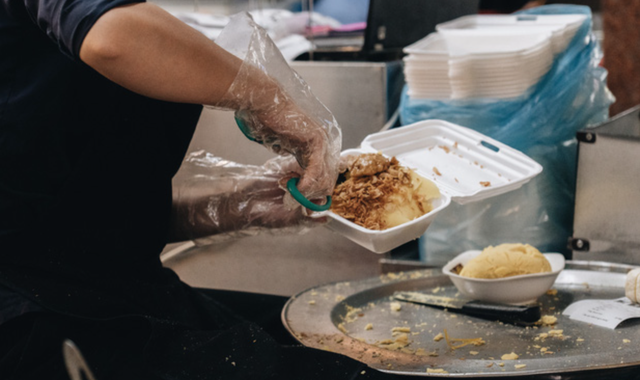 Hàng xôi nhiều tai tiếng bậc nhất Hà thành: Từng bán 2 tỷ/tháng, chủ quán dính tin đồn "vỡ nợ"?- Ảnh 8. Hàng xôi nhiều tai tiếng bậc nhất Hà thành: Từng bán 2 tỷ/tháng, chủ quán dính tin đồn "vỡ nợ"?- Ảnh 8.