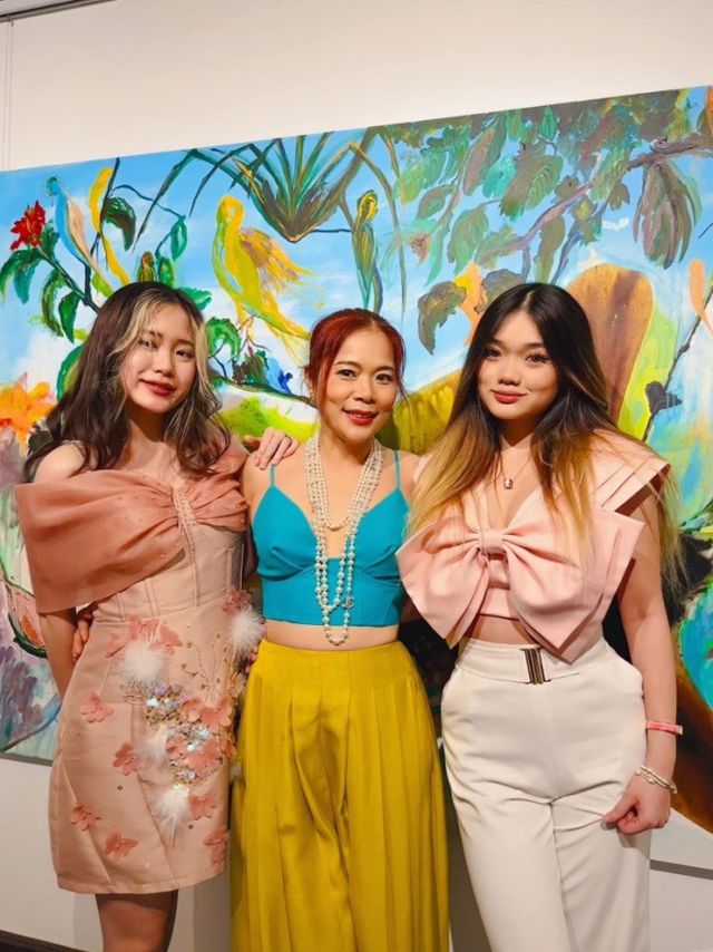 Nữ ca sĩ nổi tiếng lấy chồng Việt kiều, đầu tư khủng cho con: Con gái nói 6 thứ tiếng, đỗ 5 trường đại học- Ảnh 1. Nữ ca sĩ nổi tiếng lấy chồng Việt kiều, đầu tư khủng cho con: Con gái nói 6 thứ tiếng, đỗ 5 trường đại học- Ảnh 1.