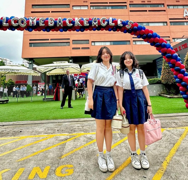 "Visual" trong veo của con gái út nhà cựu siêu mẫu Thúy Hạnh, 16 tuổi được khen đẹp không kém sao Hàn- Ảnh 6. "Visual" trong veo của con gái út nhà cựu siêu mẫu Thúy Hạnh, 16 tuổi được khen đẹp không kém sao Hàn- Ảnh 6.