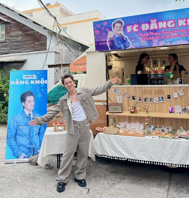 Một anh tài gặp "chông gai" khi đem xe đồ ăn đến tiếp tế, phản ứng sau đó gây chú ý!- Ảnh 3.