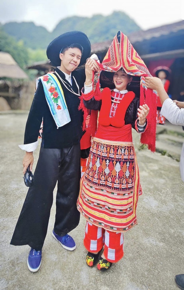 Hé lộ lý do Chải không cho Pu lên thành phố học: Hết làm "tiểu tam" lại cặp kè với 2 anh trai đình đám!- Ảnh 1. Hé lộ lý do Chải không cho Pu lên thành phố học: Hết làm "tiểu tam" lại cặp kè với 2 anh trai đình đám!- Ảnh 1.