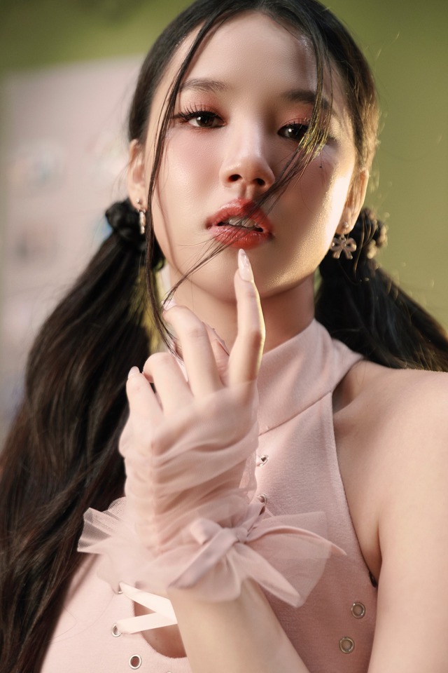 63 Anh Trai xâm chiếm Vpop: Cơ hội “thay máu" cho các FC Việt “đi đu idol”- Ảnh 16. 63 Anh Trai xâm chiếm Vpop: Cơ hội “thay máu" cho các FC Việt “đi đu idol”- Ảnh 16.