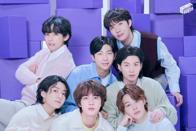 63 Anh Trai xâm chiếm Vpop: Cơ hội “thay máu" cho các FC Việt “đi đu idol”- Ảnh 12. 63 Anh Trai xâm chiếm Vpop: Cơ hội “thay máu" cho các FC Việt “đi đu idol”- Ảnh 12.