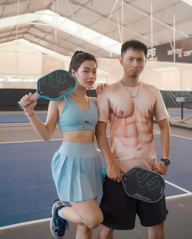 Mỹ nhân Việt chơi pickleball đâu chỉ chú tâm quần áo, tới vợt cũng rất chịu chi- Ảnh 5. Mỹ nhân Việt chơi pickleball đâu chỉ chú tâm quần áo, tới vợt cũng rất chịu chi- Ảnh 5.