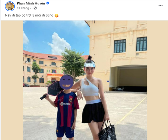 Huyền Lizzie đi chơi pickleball hàng ngày, chụp ảnh liên tục, tập lúc nào?- Ảnh 4. Huyền Lizzie đi chơi pickleball hàng ngày, chụp ảnh liên tục, tập lúc nào?- Ảnh 4.