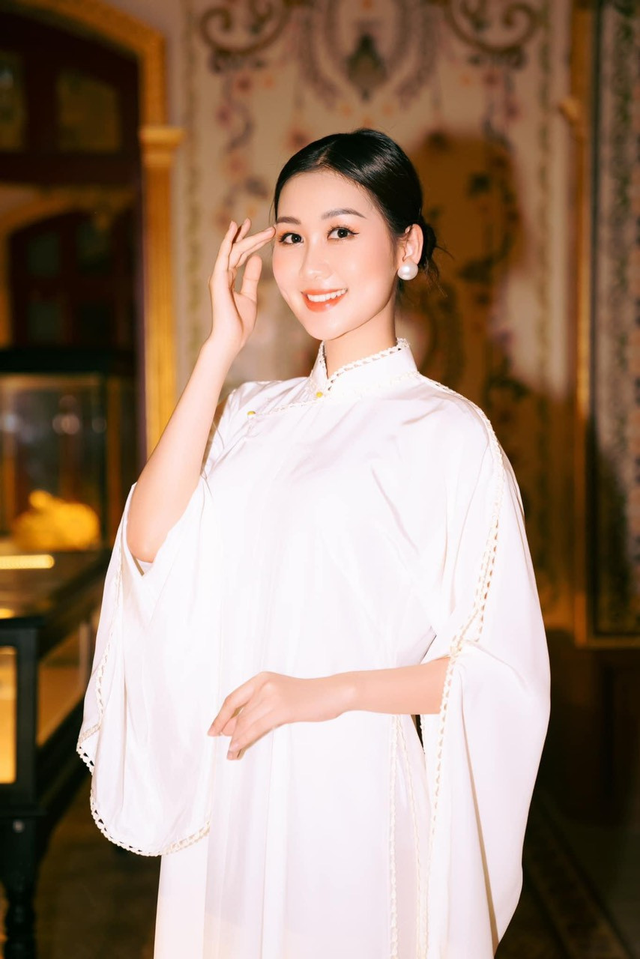 Tân Hoa hậu Miss Grand Vietnam 2024: Giỏi tiếng Hàn, từng "gây sốt" mạng xã hội với màn hát và rap- Ảnh 7. Tân Hoa hậu Miss Grand Vietnam 2024: Giỏi tiếng Hàn, từng "gây sốt" mạng xã hội với màn hát và rap- Ảnh 7.
