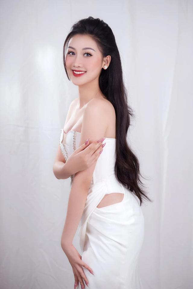 Tân Hoa hậu Miss Grand Vietnam 2024: Giỏi tiếng Hàn, từng "gây sốt" mạng xã hội với màn hát và rap- Ảnh 6. Tân Hoa hậu Miss Grand Vietnam 2024: Giỏi tiếng Hàn, từng "gây sốt" mạng xã hội với màn hát và rap- Ảnh 6.
