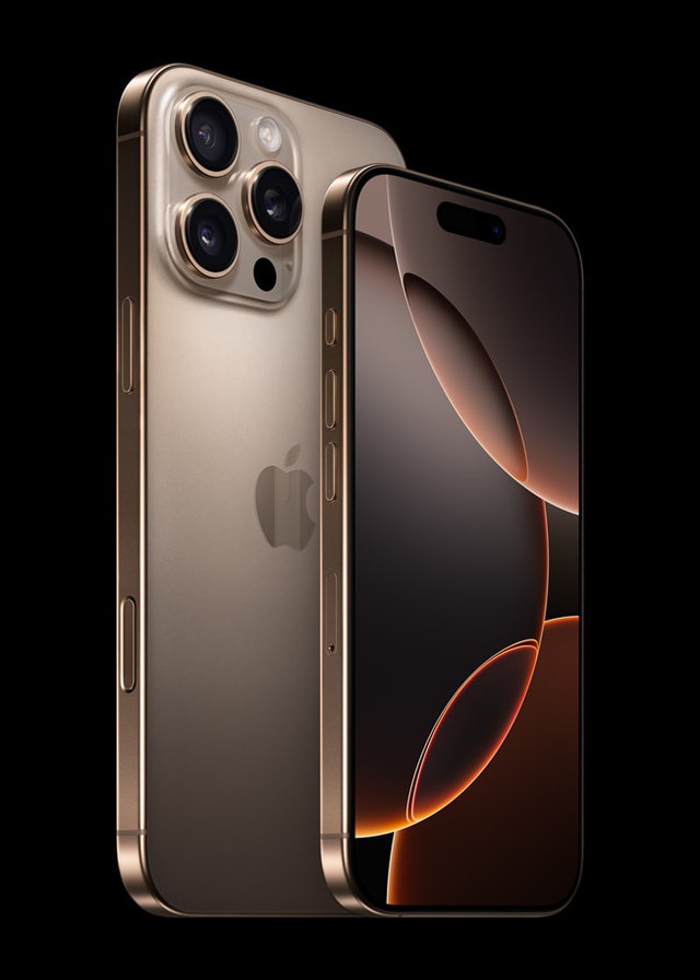 Apple ra mắt iPhone 16 Pro và iPhone 16 Pro Max- Ảnh 1. Apple ra mắt iPhone 16 Pro và iPhone 16 Pro Max- Ảnh 1.
