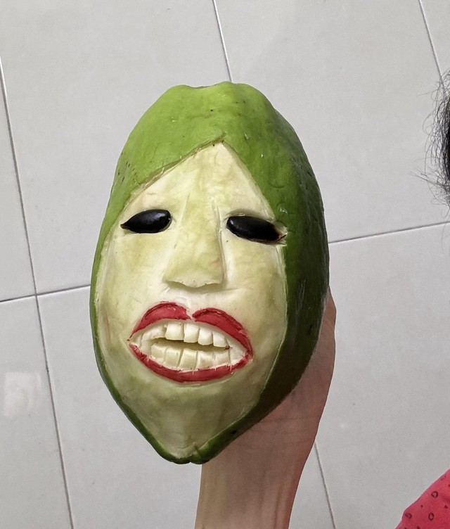 Xuất hiện loạt con vật "bẹo hình bẹo dạng" trên mâm cỗ Trung thu- Ảnh 6. Xuất hiện loạt con vật "bẹo hình bẹo dạng" trên mâm cỗ Trung thu- Ảnh 6.