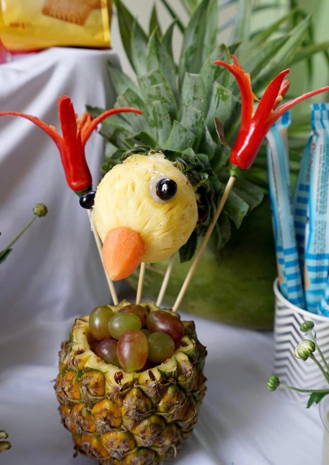 Xuất hiện loạt con vật "bẹo hình bẹo dạng" trên mâm cỗ Trung thu- Ảnh 2. Xuất hiện loạt con vật "bẹo hình bẹo dạng" trên mâm cỗ Trung thu- Ảnh 2.