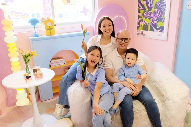 Trò chuyện với "hậu phương" của anh tài Phan Đinh Tùng: Chúng tôi kết thúc mâu thuẫn bằng một cái ôm- Ảnh 8. Trò chuyện với "hậu phương" của anh tài Phan Đinh Tùng: Chúng tôi kết thúc mâu thuẫn bằng một cái ôm- Ảnh 8.