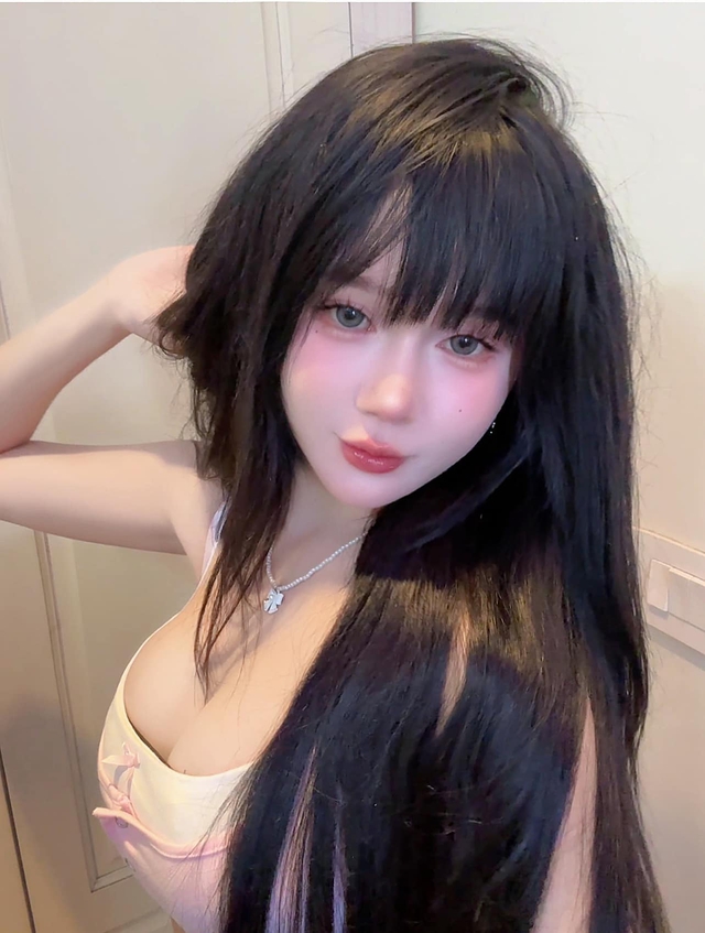 Gái xinh phòng net hóa nhện tinh "Tứ Nương", fan Black Myth: Wukong ngây ngất- Ảnh 3. Gái xinh phòng net hóa nhện tinh "Tứ Nương", fan Black Myth: Wukong ngây ngất- Ảnh 3.