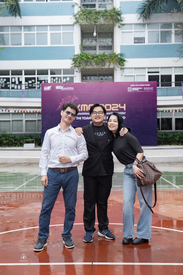 Hot lại loạt meme huyền thoại cậu bé tiểu học Hot lại loạt meme huyền thoại cậu bé tiểu học