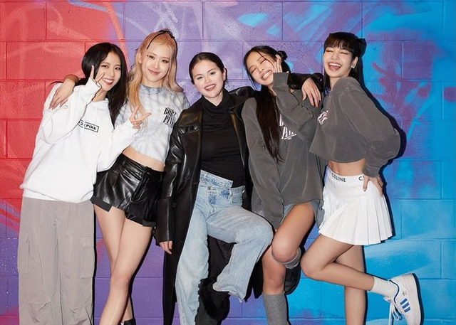 6 năm trước Jisoo, Rosé từng debut ngọt lịm tại fashion week nhưng bị 1 mỹ nhân "át vía"- Ảnh 20. 6 năm trước Jisoo, Rosé từng debut ngọt lịm tại fashion week nhưng bị 1 mỹ nhân "át vía"- Ảnh 20.