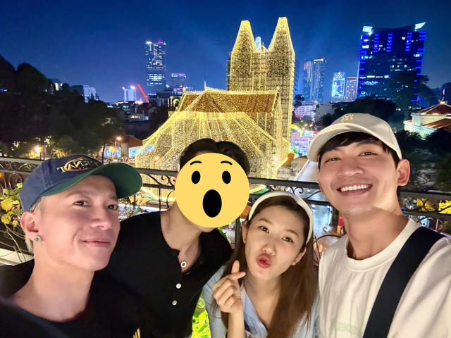 1 bức ảnh dấy nghi vấn hẹn h&ograve; của 2 cặp đ&ocirc;i Vbiz- Ảnh 1.