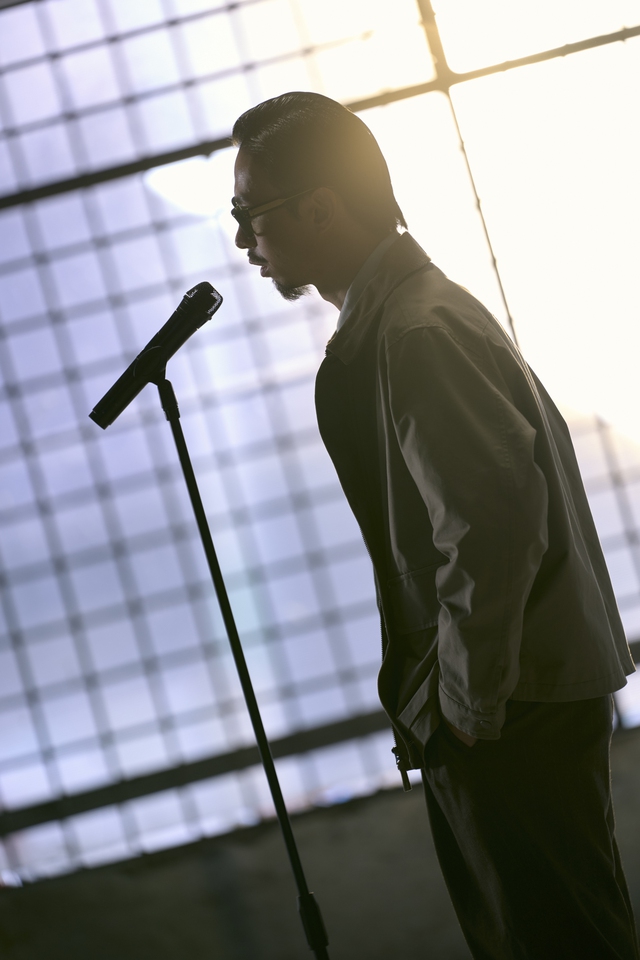 Đen tiếp tục gây sốt: Leo đỉnh Trending ngay khi mới tung MV, giành Top 1 bằng cách này- Ảnh 4. Đen tiếp tục gây sốt: Leo đỉnh Trending ngay khi mới tung MV, giành Top 1 bằng cách này- Ảnh 4.