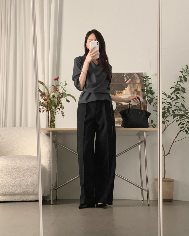 10 set đồ tối giản giúp chị em chạm đỉnh cao của sự sang trọng, thanh lịch- Ảnh 9.