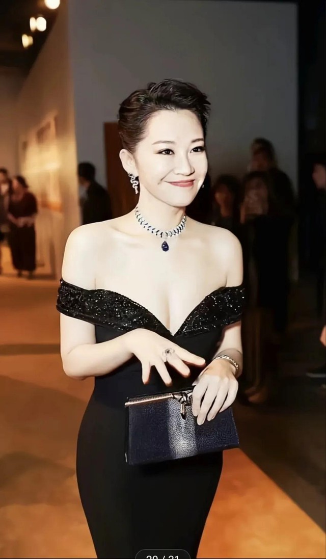 Không ai dám cưới "nữ thần" Tiếu Ngạo Giang Hồ vì lí do tế nhị này- Ảnh 7.