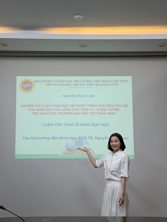 Hotgirl cầu lông Nguyễn Thuỳ Linh hoàn thành luận văn thạc sĩ, đã xinh đẹp lại quá giỏi giang- Ảnh 1.