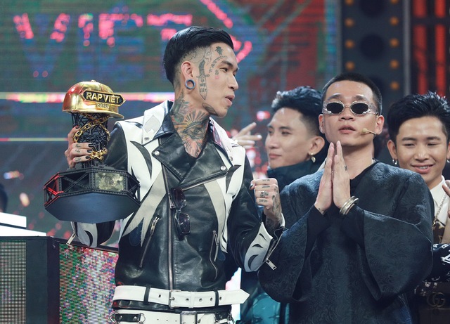 Rhymastic đã “nổi điên”: Diss thẳng mặt Dế Choắt, B Ray cũng bị réo tên- Ảnh 8. Rhymastic đã “nổi điên”: Diss thẳng mặt Dế Choắt, B Ray cũng bị réo tên- Ảnh 8.